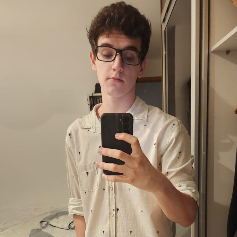 Raphael Reis Garcia